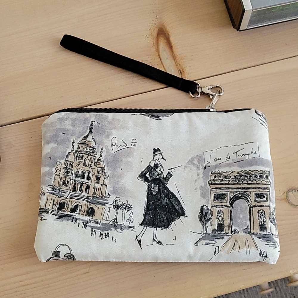 Janine King Designs Paris Wristlet Clutch